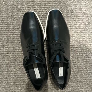 Stella McCartney Elyse Platform black and white